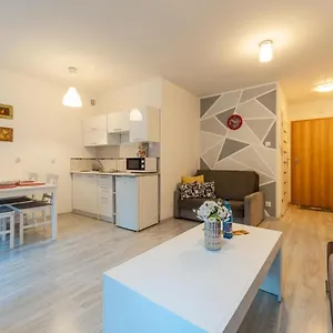 Spokojna Przystan W Centrum Z Prywatnym Parkingiem - By Spaceapart , Karpacz Polska